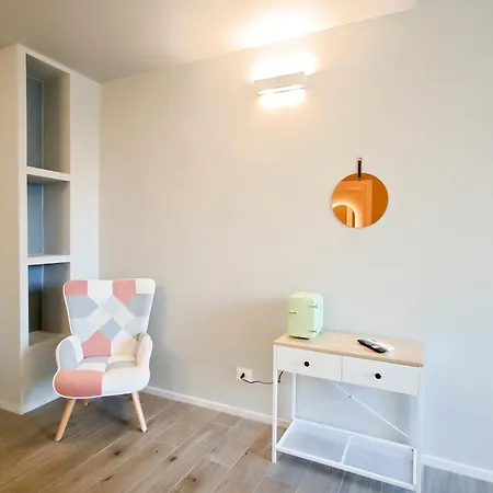 Apartment Garden *